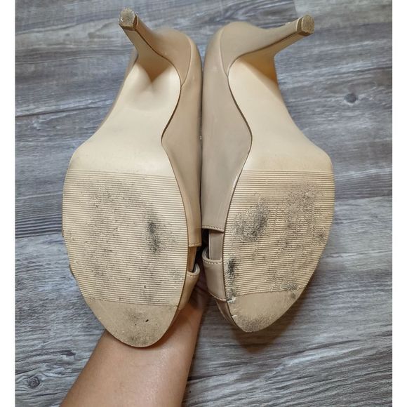 Madden Girl Nude Peep Toe Pumps Size 7.5 - Picture 6 of 9